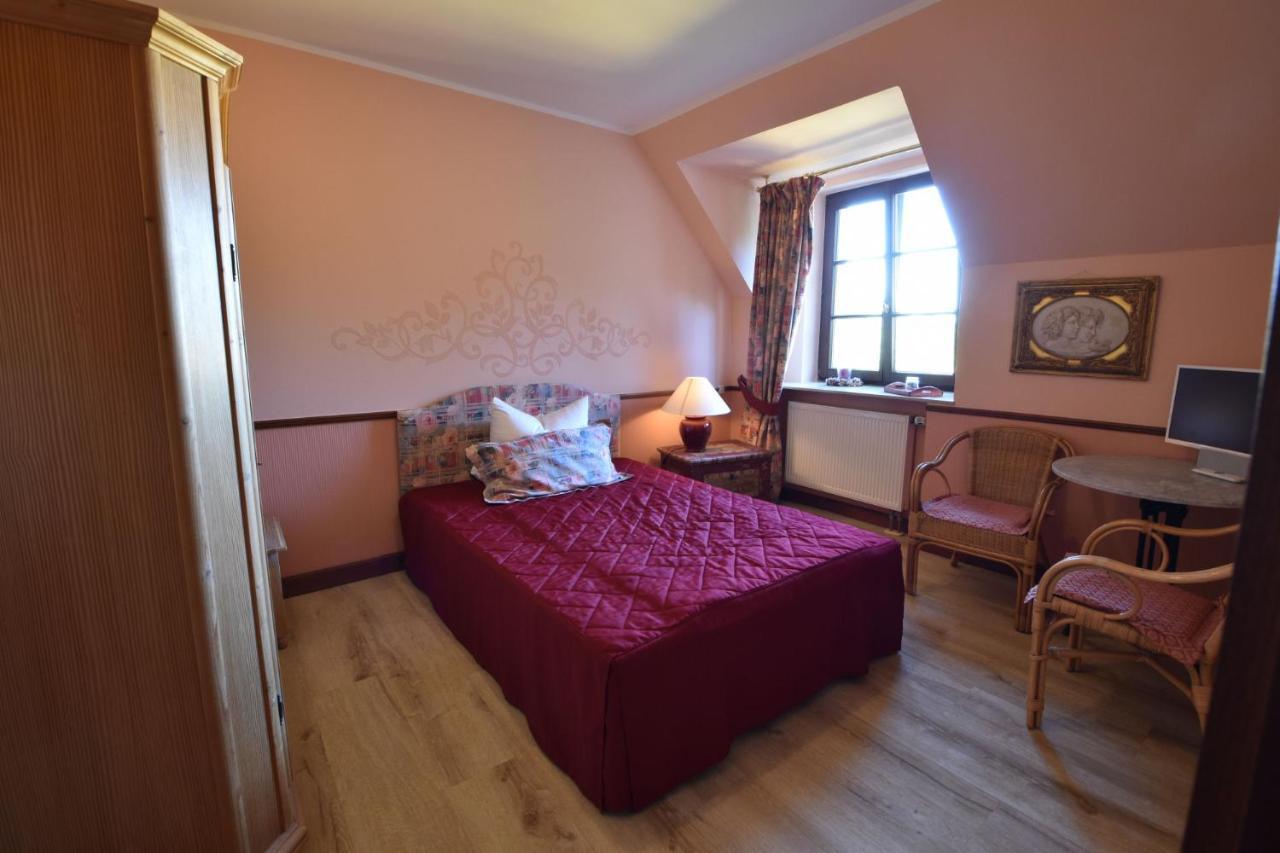 Pension Zur Koeniglichen Ausspanne Дрезден Экстерьер фото